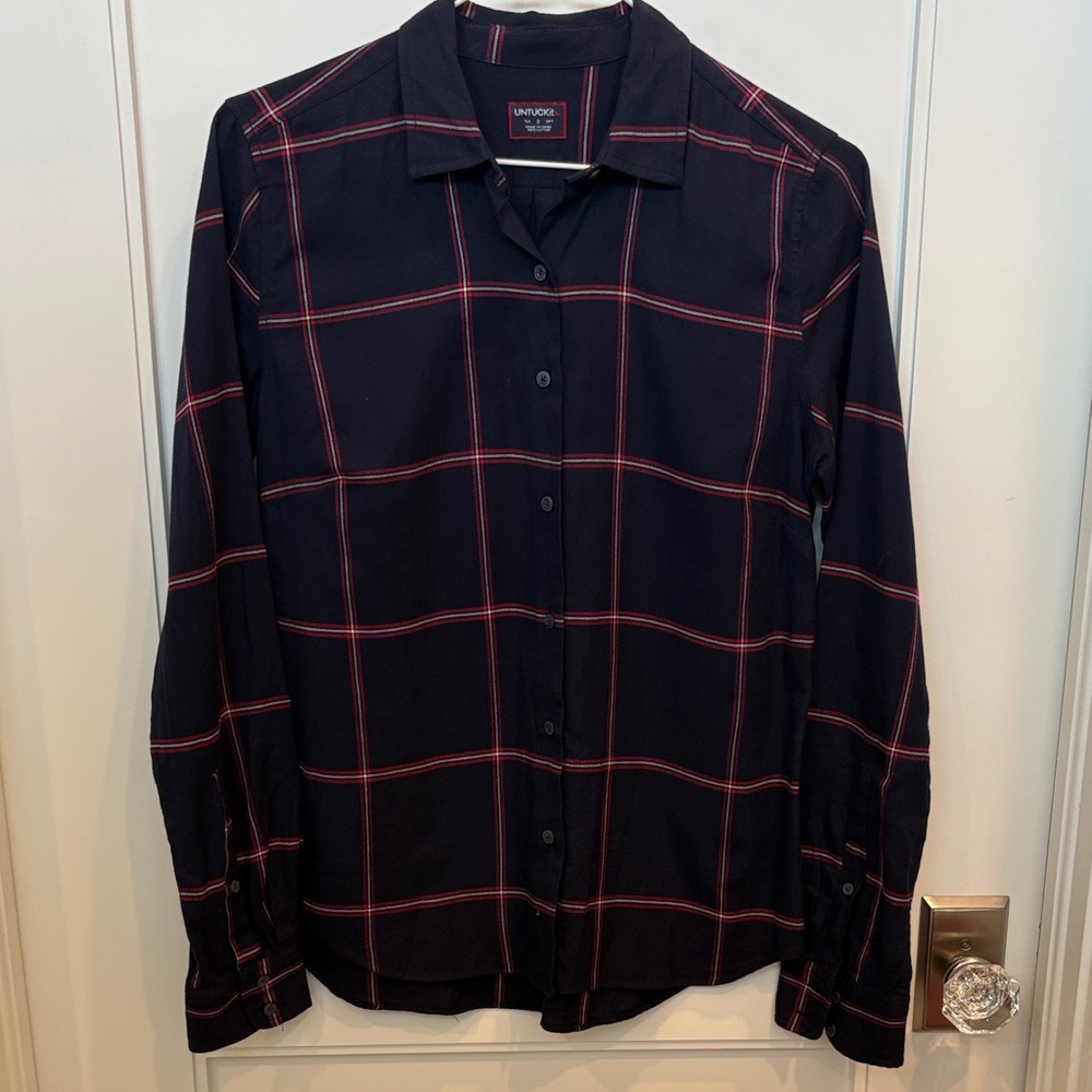 UNTUCKit Women's button front shirt in blue windowpane plaid flannel size 2